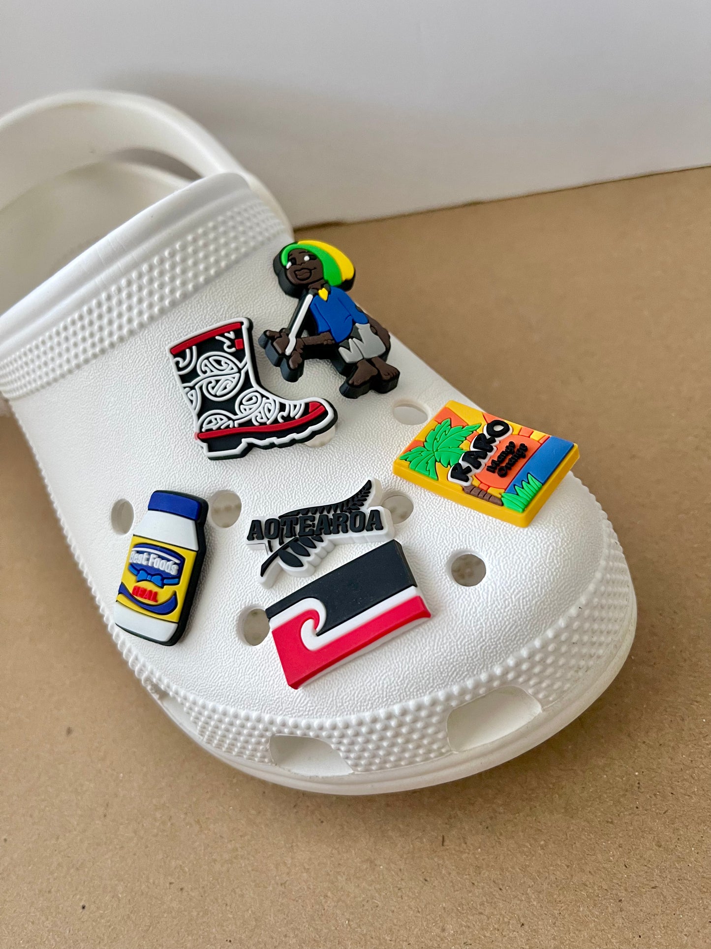 Raro Shoe Charm (2 options)