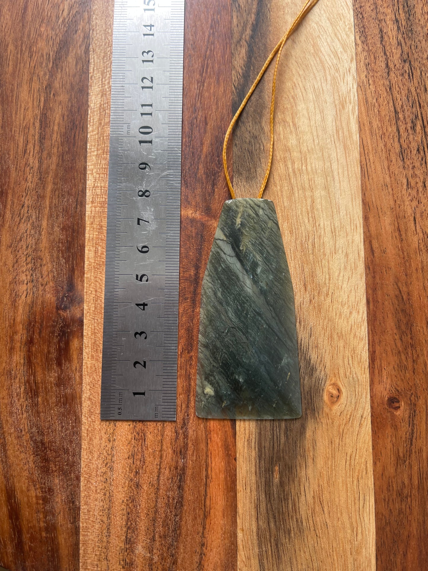 Jade | Pounamu 75x35mm (P031)