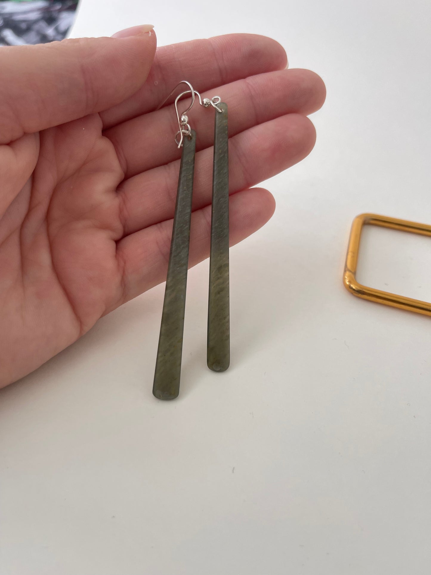 Pounamu Earrings 80x6mm